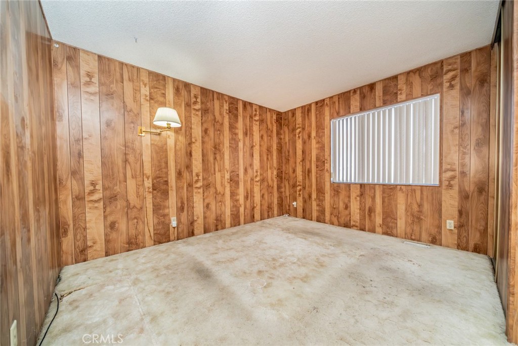 1550 Rimpau, Unit 13 Corona, CA 92881 - Photo 13 of 32