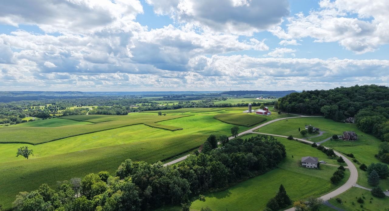 26 Butternut Lane Galena, IL 61036 - Photo 5 of 5 an aerial view of a golf course with the garden