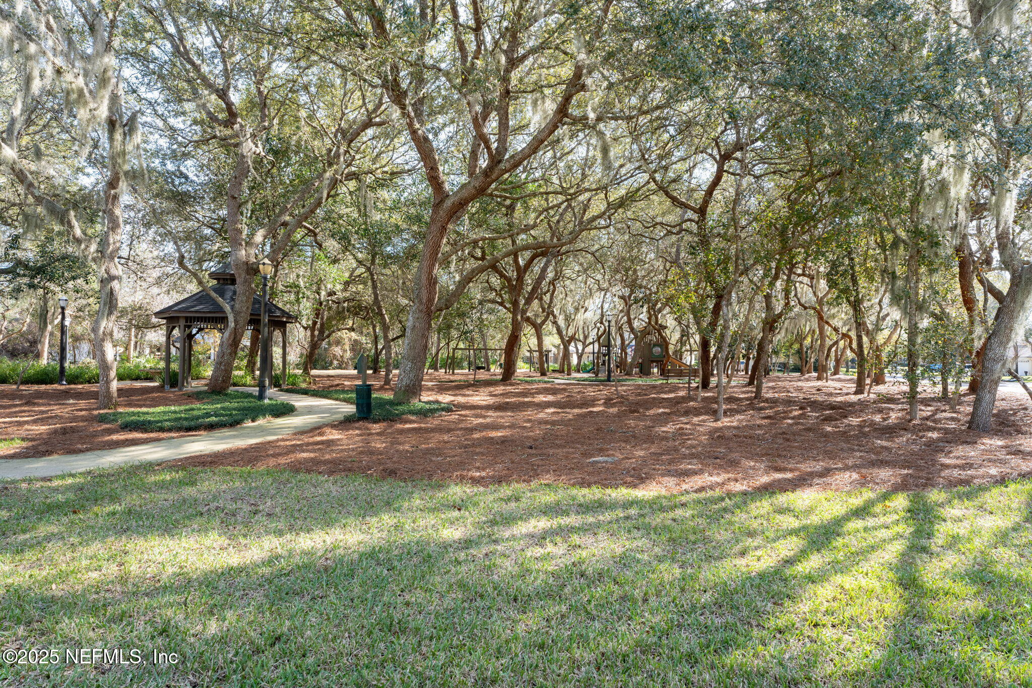 554 Market Street St. Augustine, FL 32095 - Photo 70 of 85 27-web-or-mls-605 Market St-15 (2)