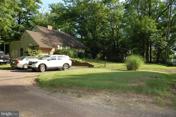 $375,000 | 314 East Park Avenue, Sellersville, PA 18960