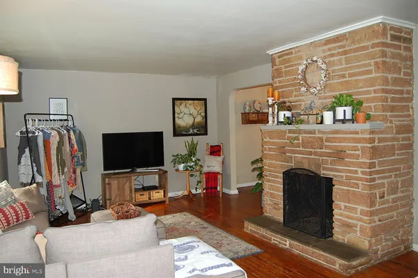 $375,000 | 314 East Park Avenue, Sellersville, PA 18960