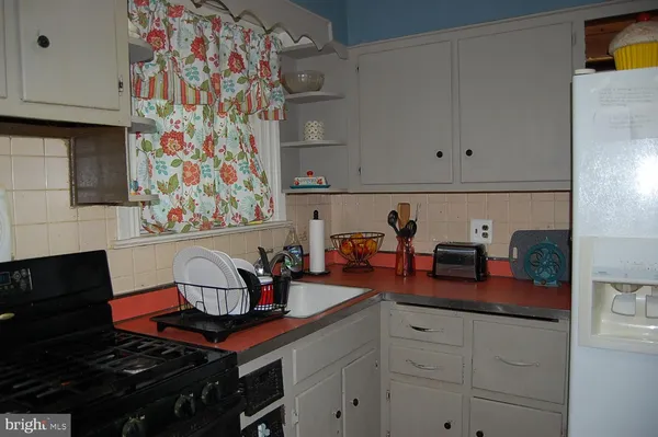 $375,000 | 314 East Park Avenue, Sellersville, PA 18960
