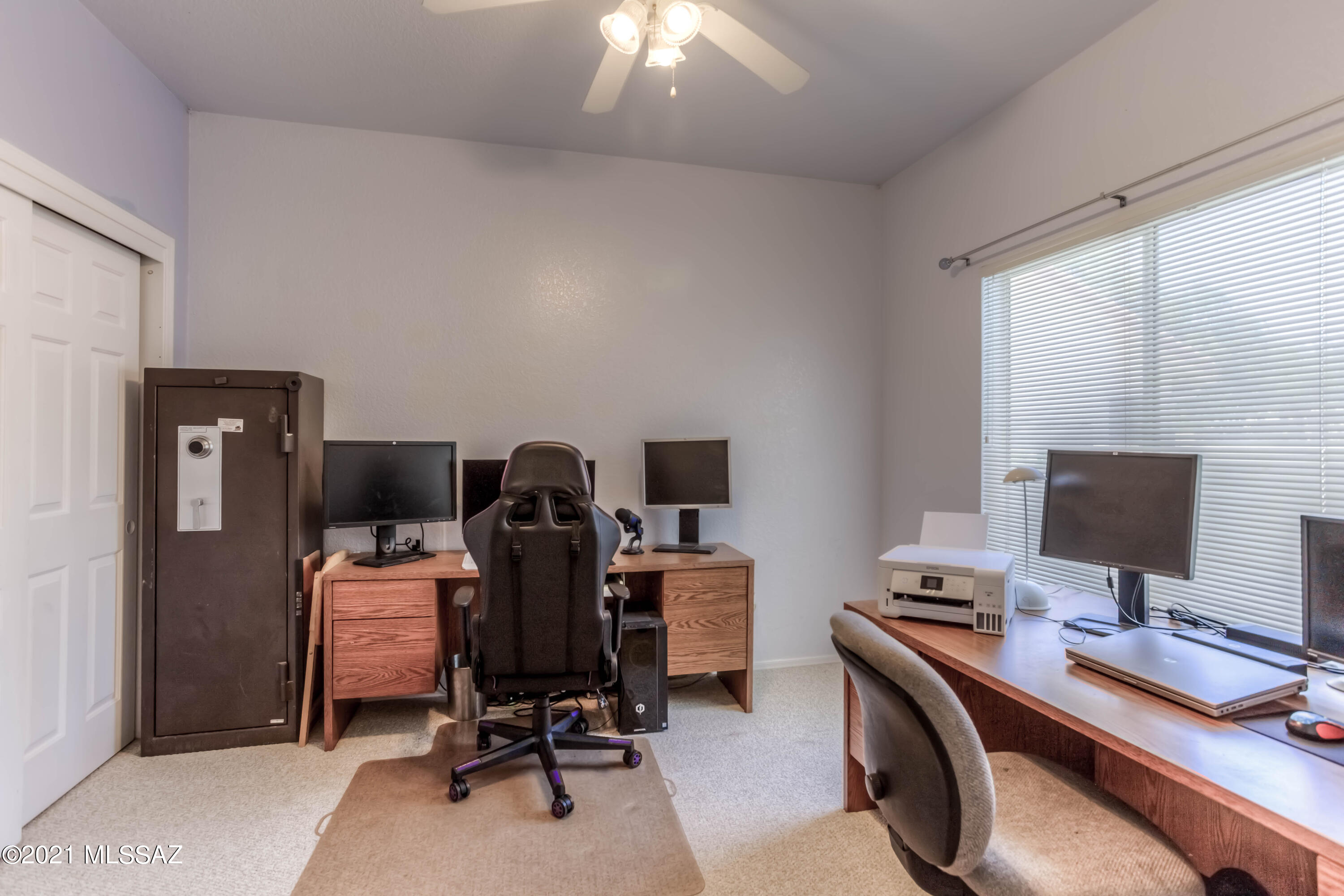 1372 West Valley Ridge Place Tucson, AZ 85737 - Photo 21 of 37