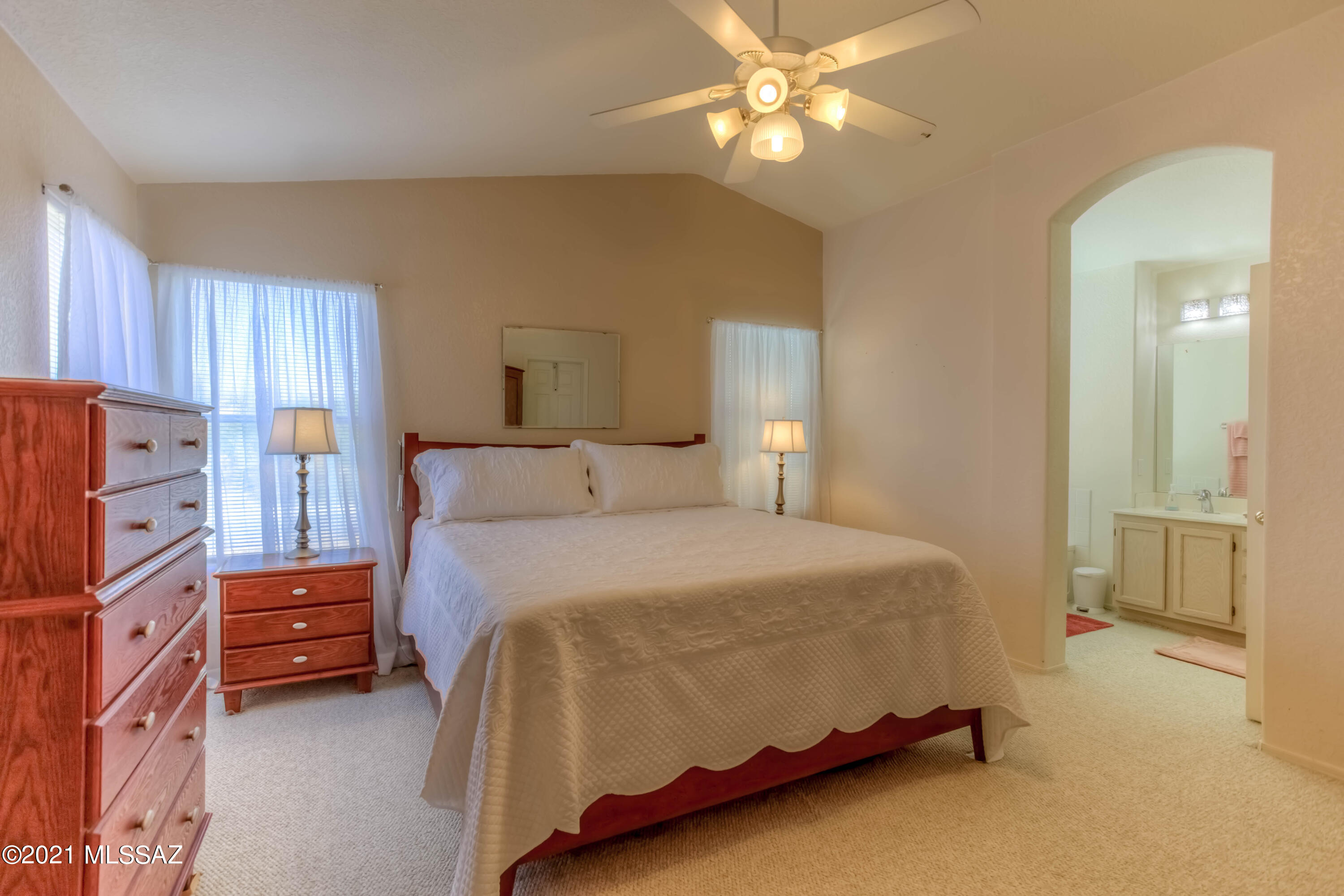 1372 West Valley Ridge Place Tucson, AZ 85737 - Photo 6 of 37