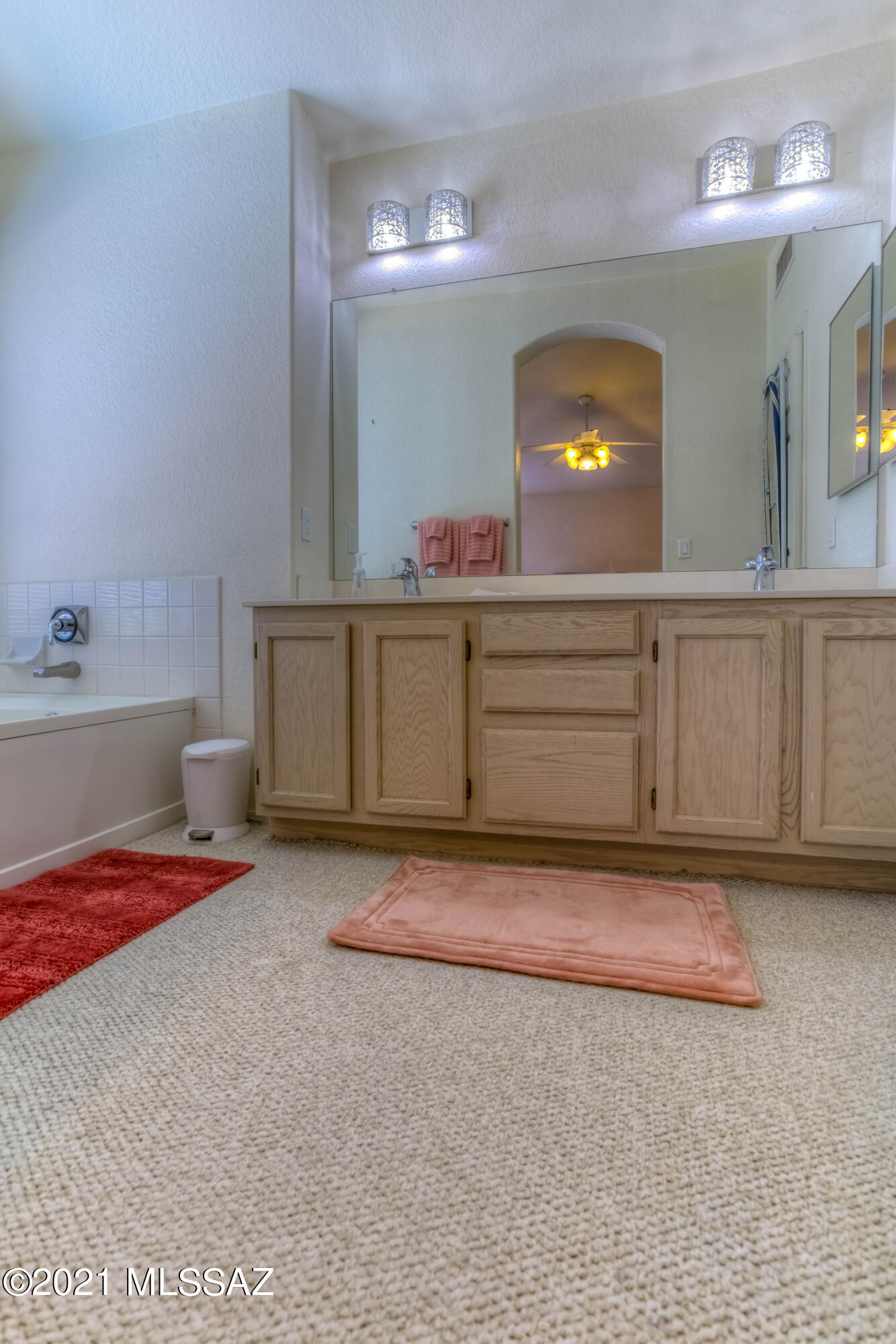 1372 West Valley Ridge Place Tucson, AZ 85737 - Photo 10 of 37