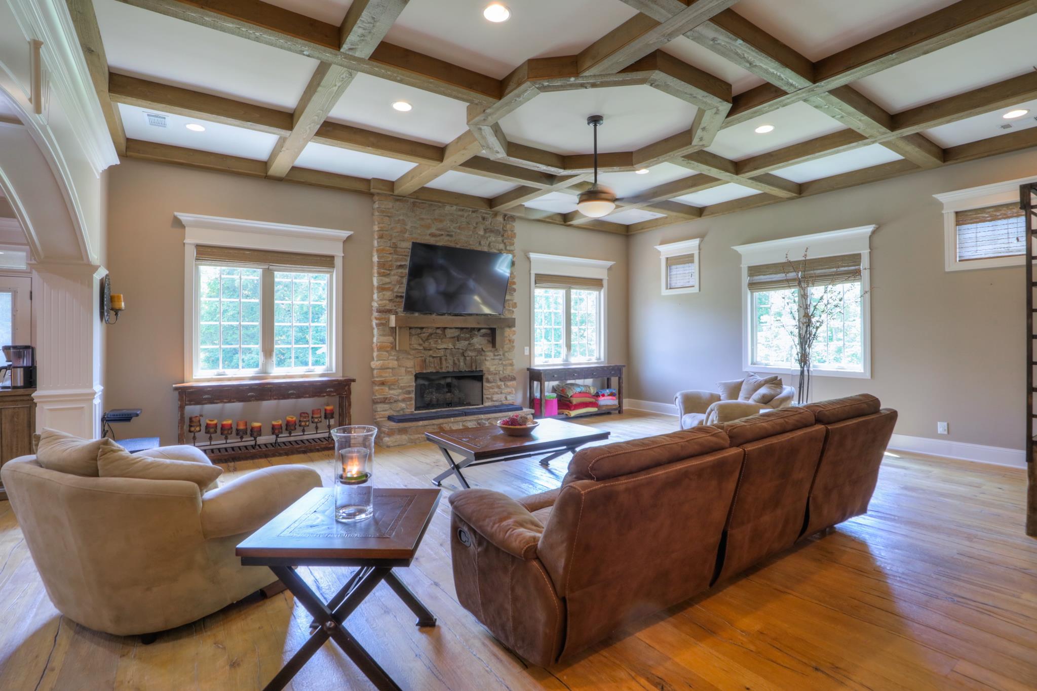 561 Cairo Bend Road Lebanon, TN 37087 - Photo 19 of 29 a living room with furniture and a large window