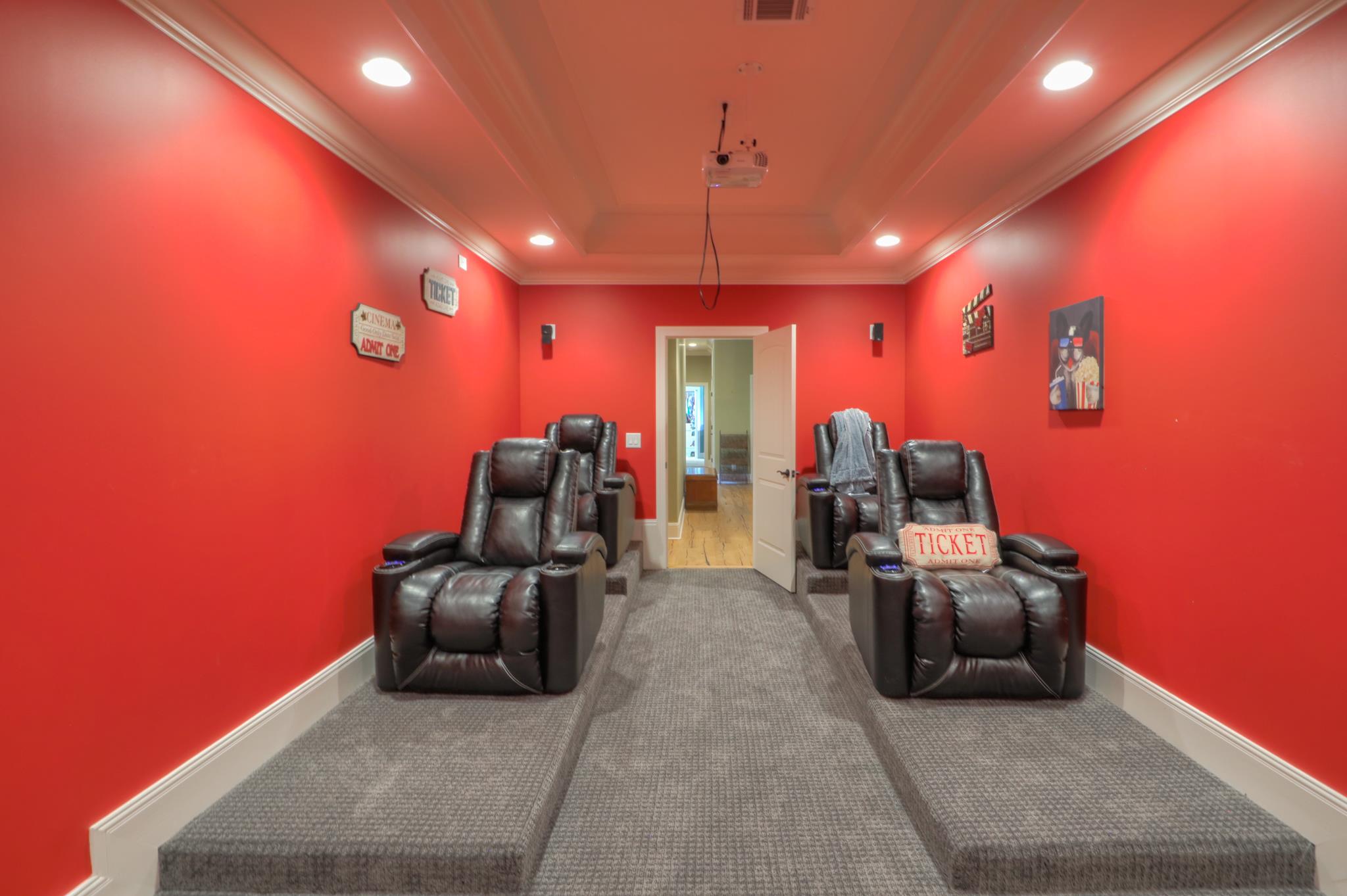 561 Cairo Bend Road Lebanon, TN 37087 - Photo 26 of 29 a gym room with furniture and screen