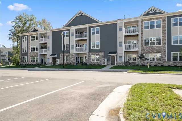$285,000 | 6601 Citory Way, Unit 304, Moseley, VA 23120