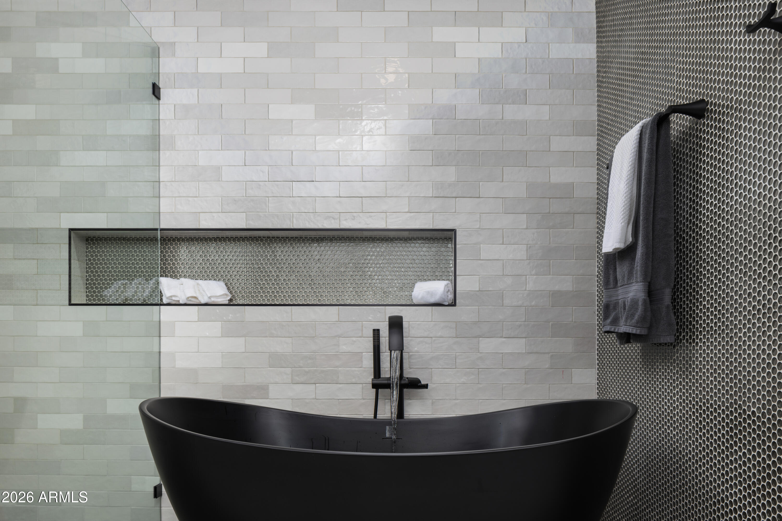 140 East Rio Salado Parkway, Unit 1103 Tempe, AZ 85281 - Photo 14 of 29 Soaking Tub