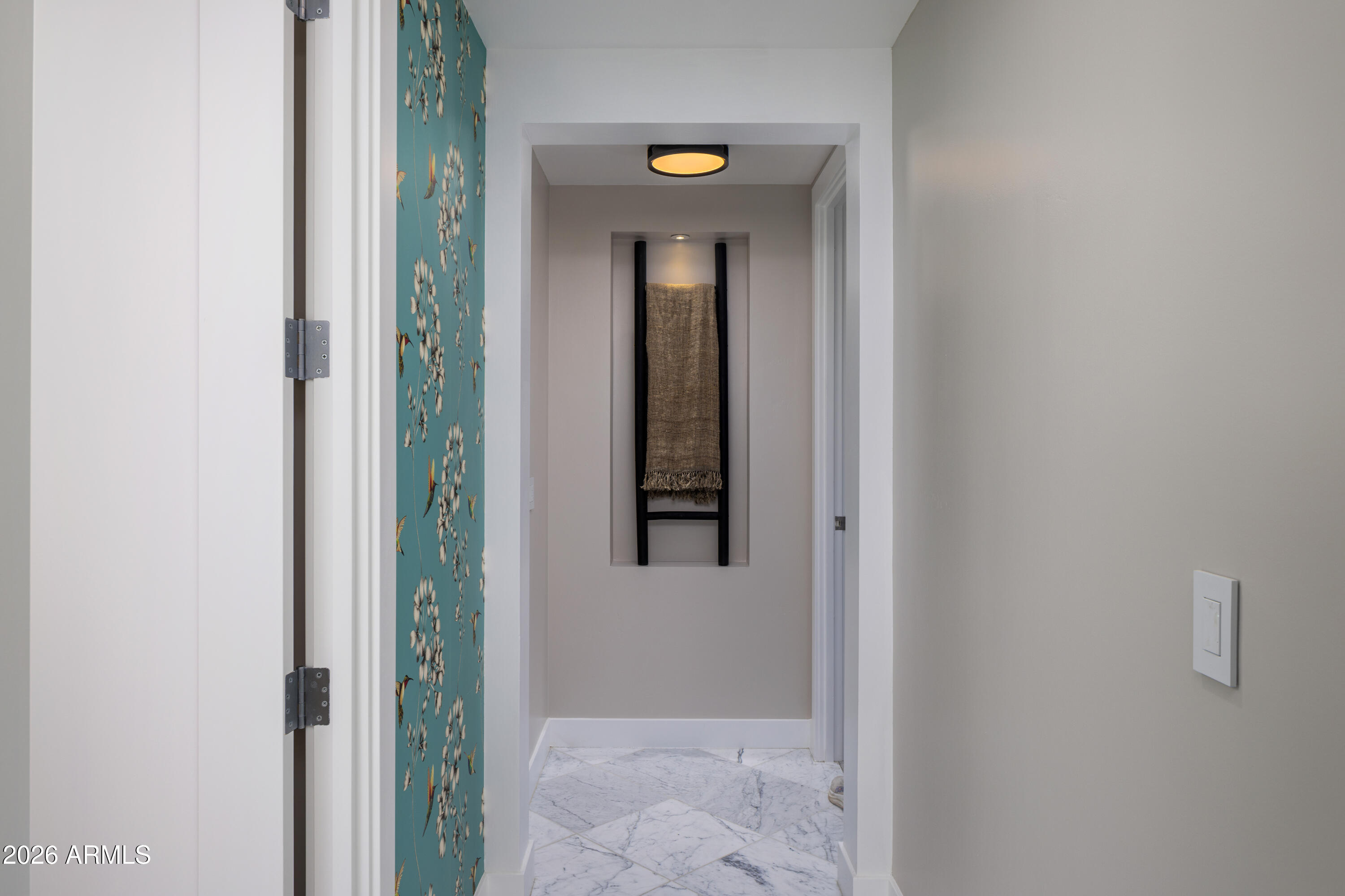 140 East Rio Salado Parkway, Unit 1103 Tempe, AZ 85281 - Photo 17 of 29 Hallway