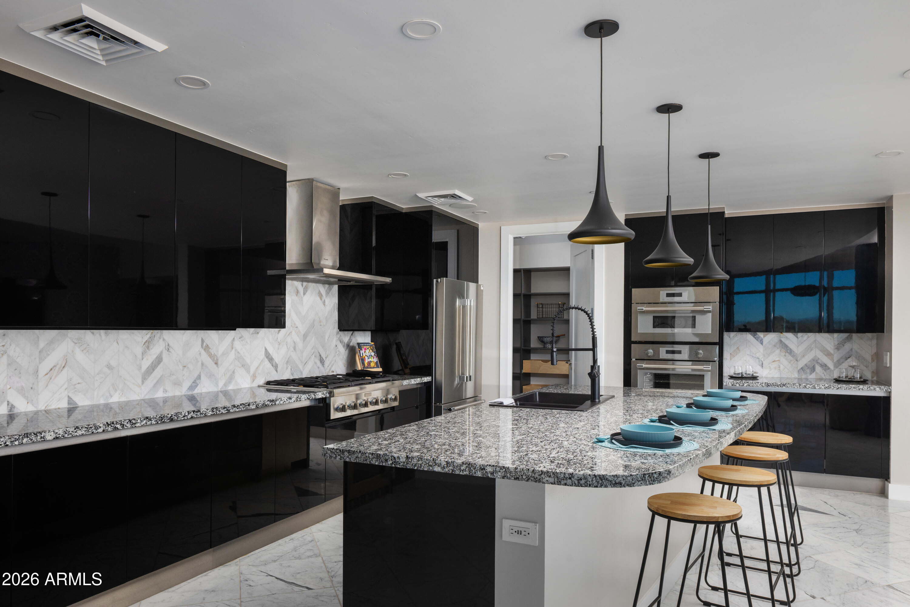 140 East Rio Salado Parkway, Unit 1103 Tempe, AZ 85281 - Photo 7 of 29 Kitchen