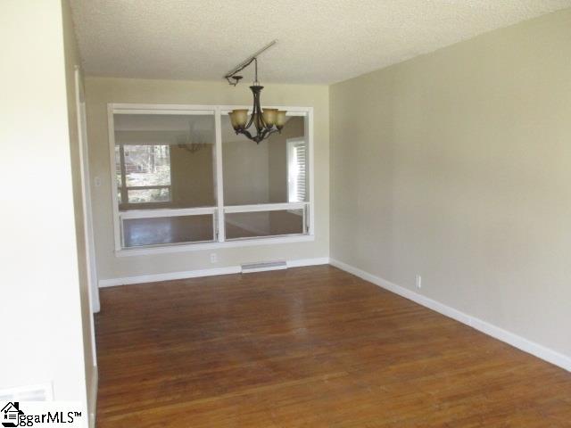 103 Chesterfield Road Greenville, SC 29605 - Photo 3 of 10 Gallery Image 3