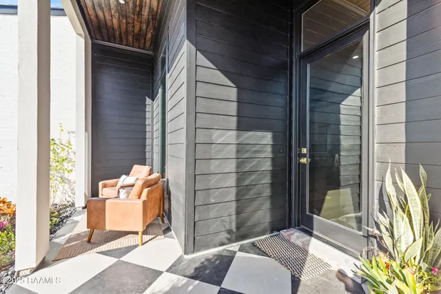 $569,000 | 300 Alexander Palm Avenue, Youngsville, LA 70592