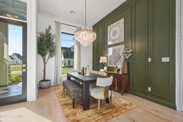 $569,000 | 300 Alexander Palm Avenue, Youngsville, LA 70592