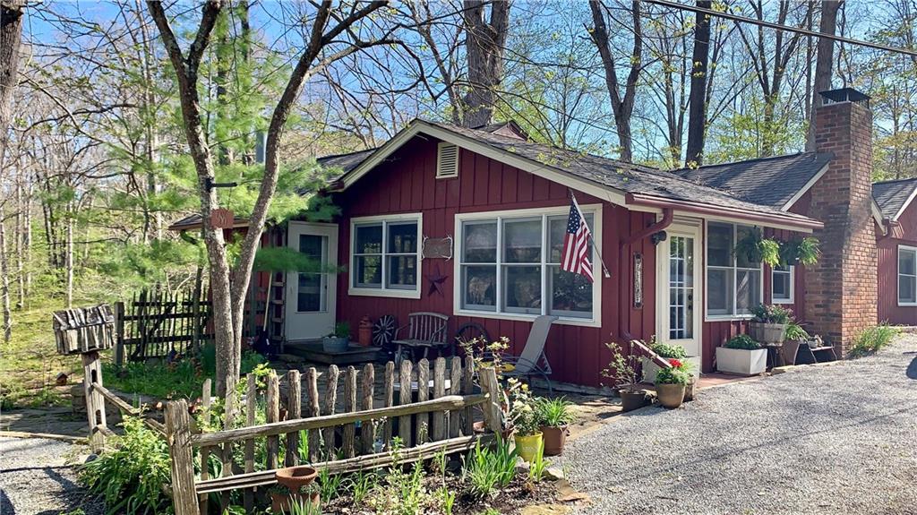 986 Creamer Road Nashville, IN 47448 - Photo 2 of 18