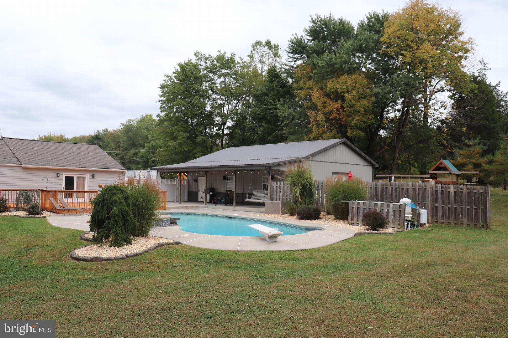 72 North Dietz Mill Road Green Lane, PA 18054 - Photo 8 of 30 Gallery Image 8