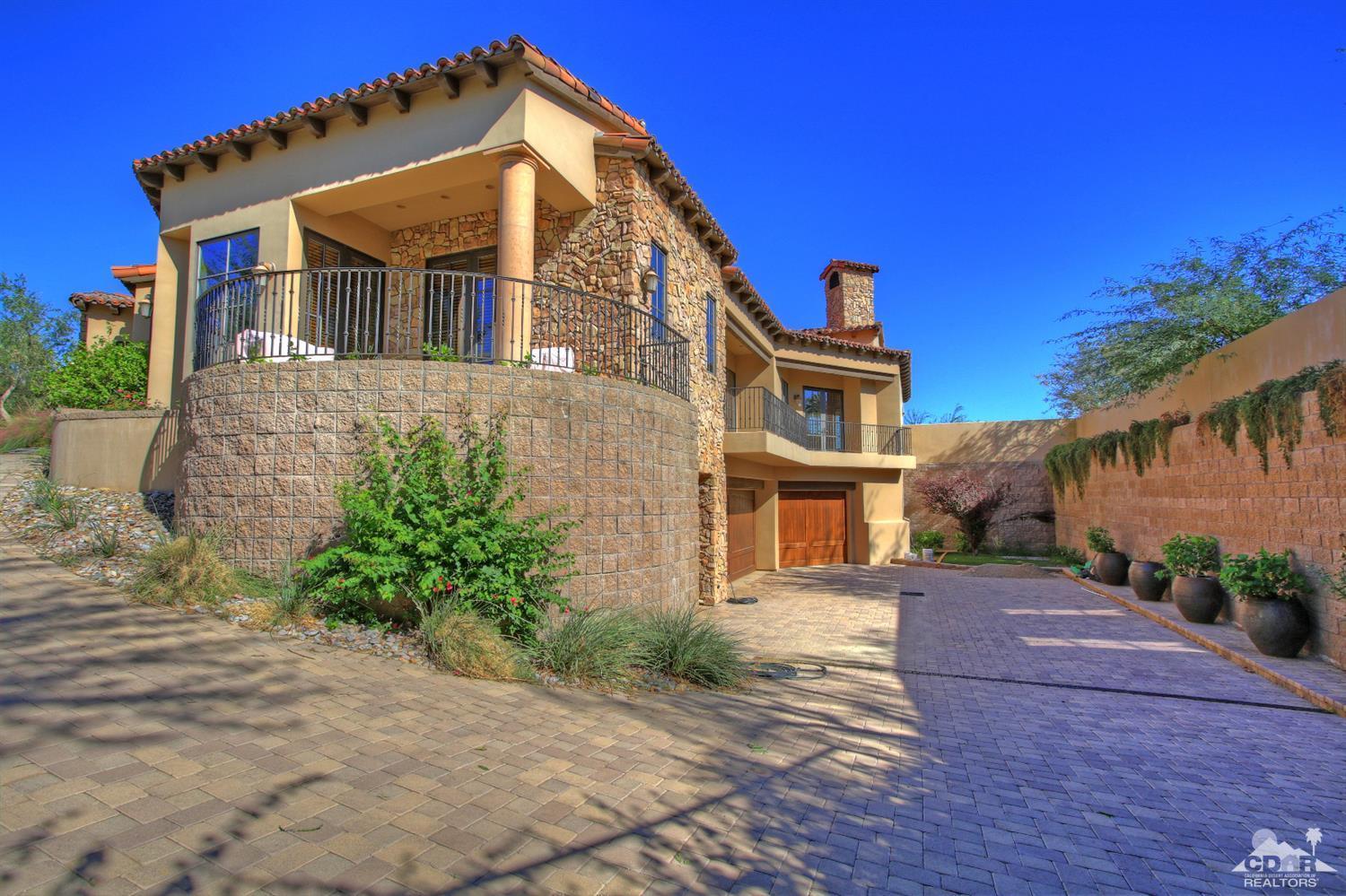 57300 Peninsula Lane La Quinta, CA 92253 - Photo 85 of 97 a front view of a house with a yard