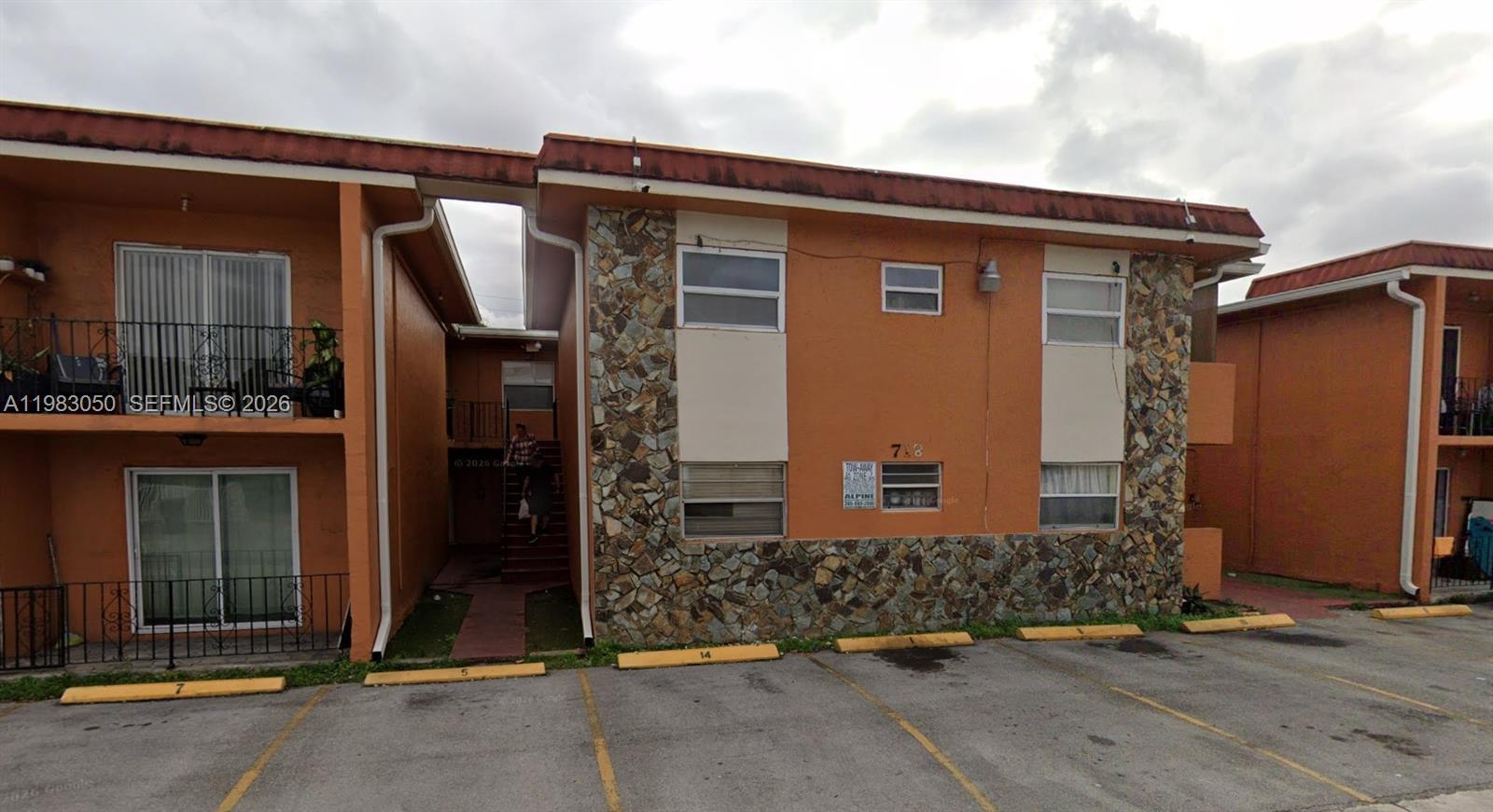 718 Southeast 8th Street, Unit 1 Hialeah, FL 33010 - Photo 11 of 11