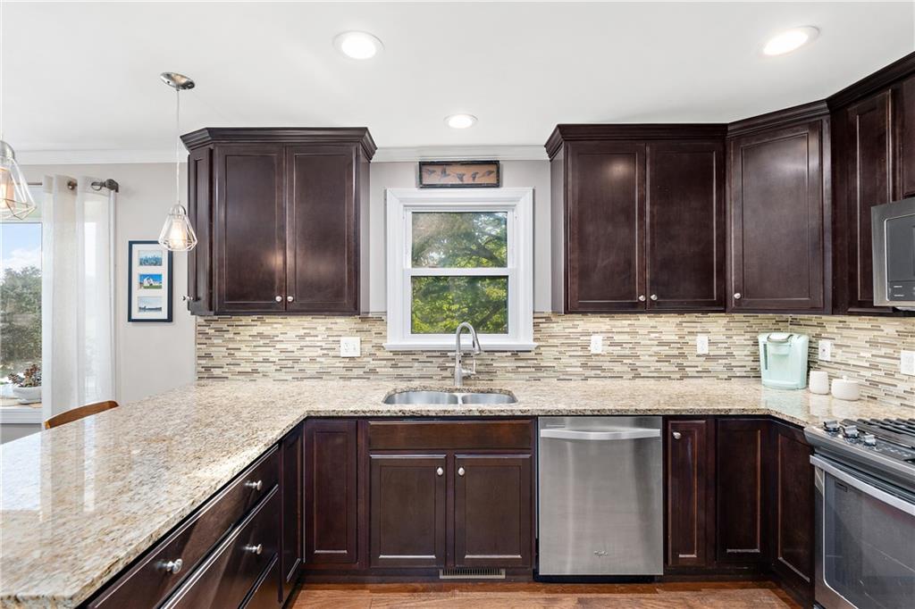 10405 Meinert Road Wexford, PA 15090 - Photo 11 of 39 Gallery Image 11