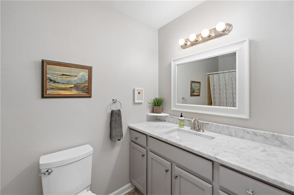 10405 Meinert Road Wexford, PA 15090 - Photo 27 of 39 Hall Bath