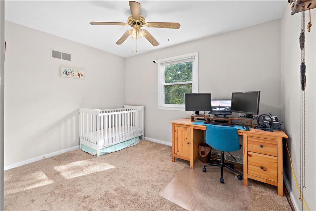 10405 Meinert Road Wexford, PA 15090 - Photo 29 of 39 Bedroom 4