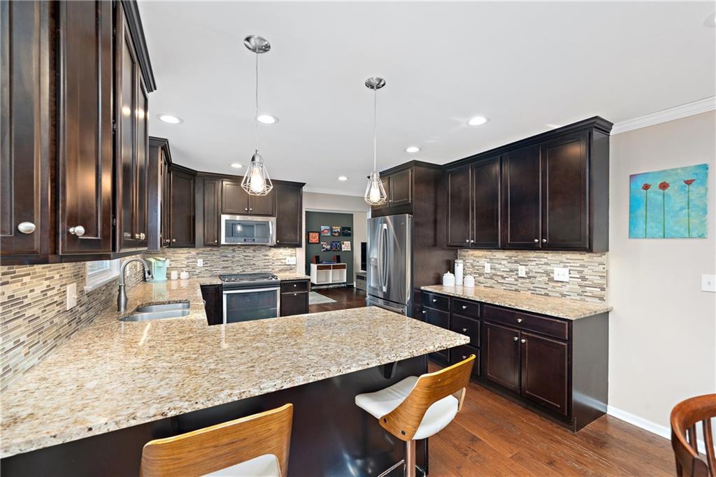 10405 Meinert Road Wexford, PA 15090 - Photo 6 of 39 Gallery Image 6