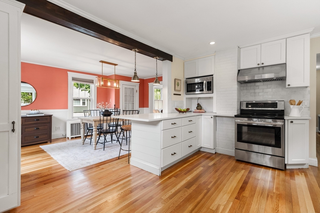 22 Prince Street Marblehead, MA 01945 - Photo 15 of 33