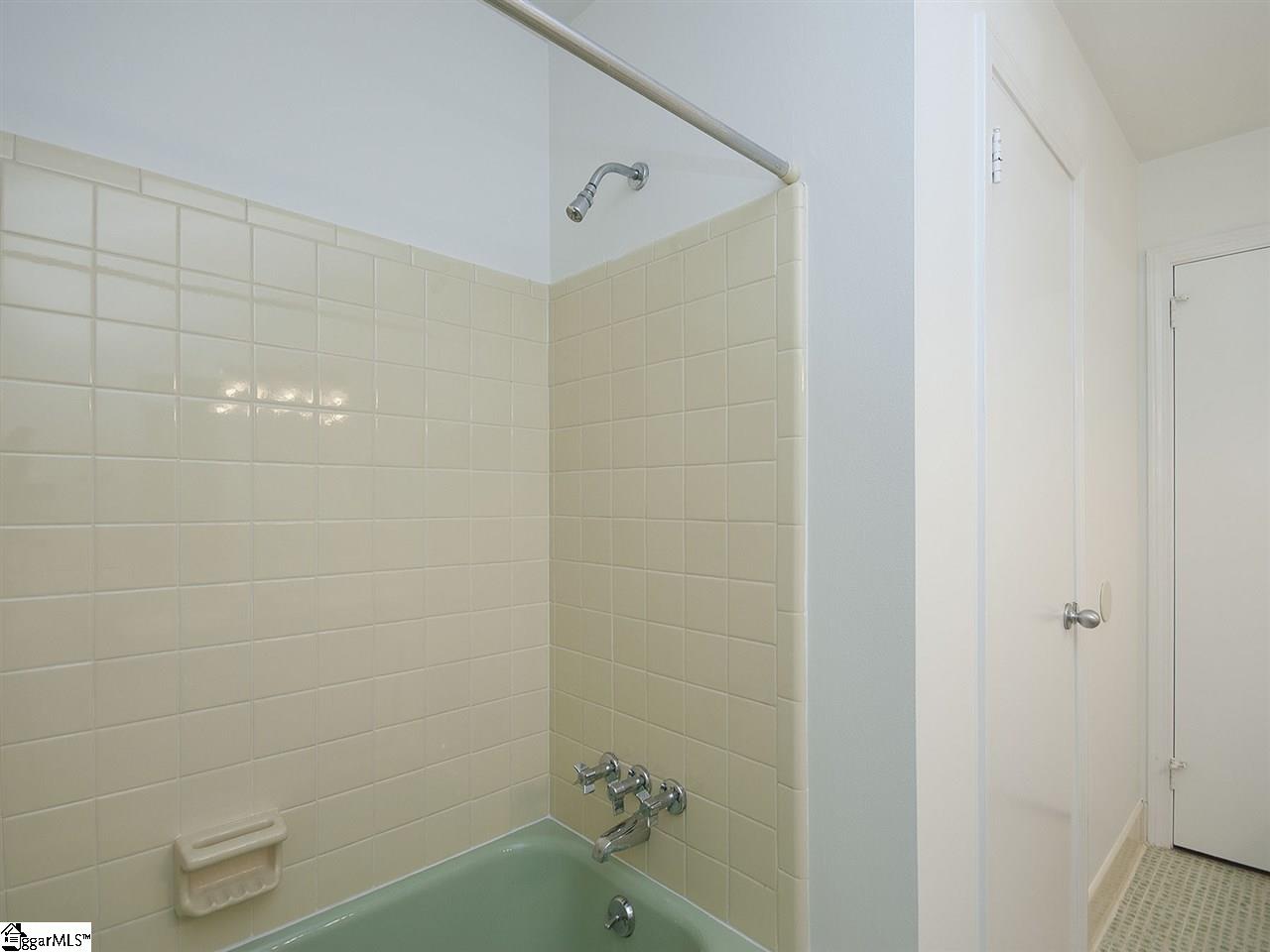 3701 Edwards Road Taylors, SC 29687 - Photo 14 of 21 Gallery Image 14