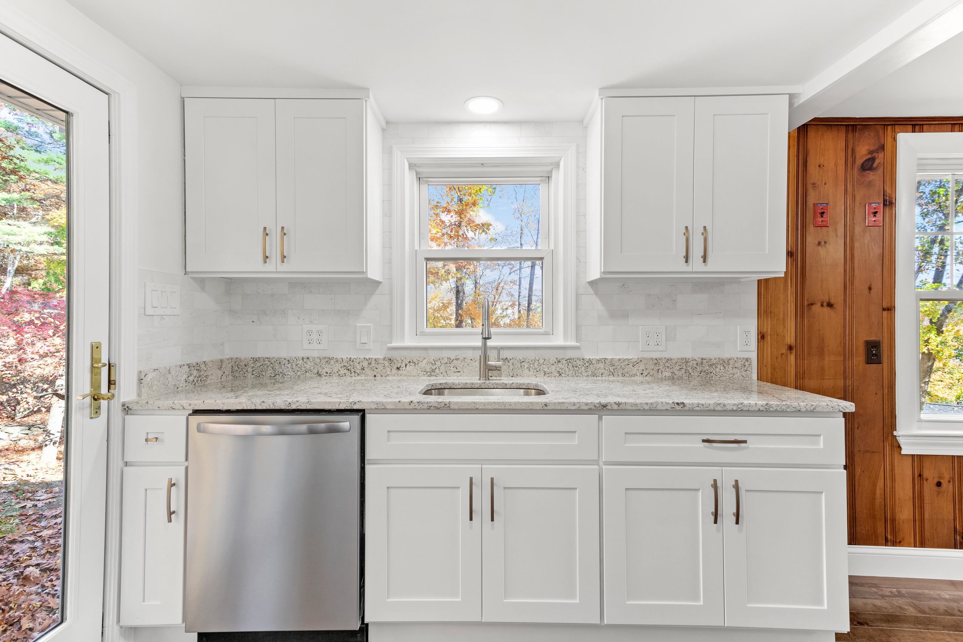 12 Gardner Road Windham, NH 03087 - Photo 23 of 41