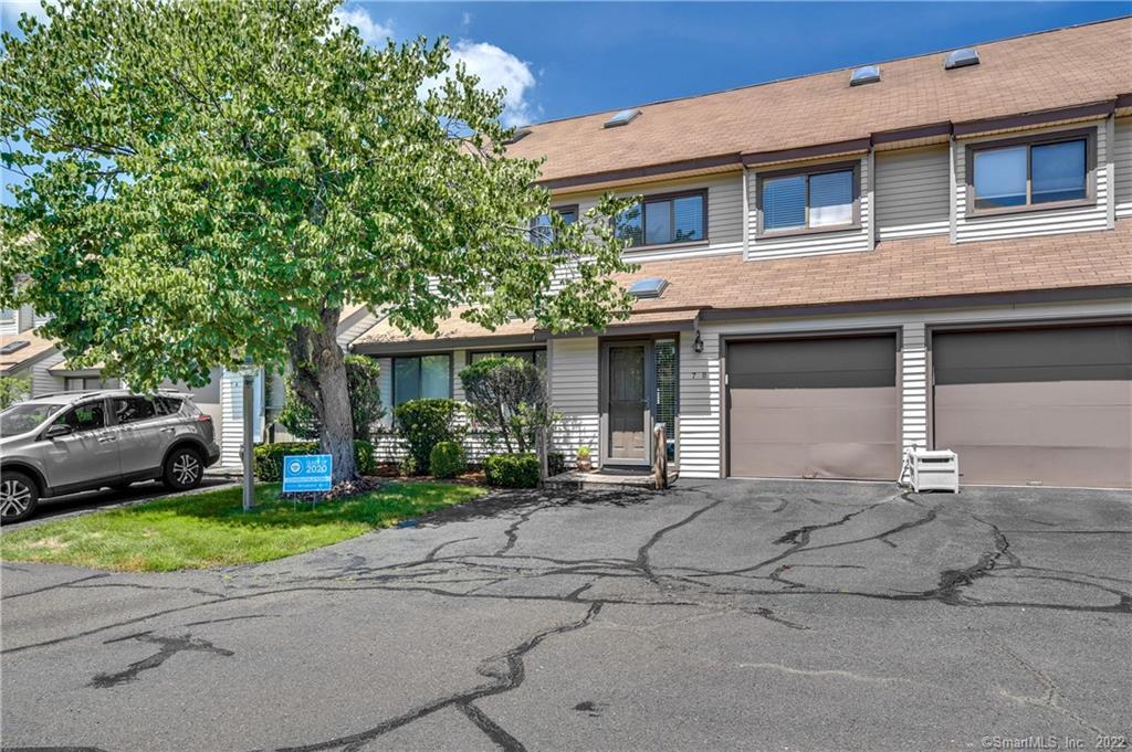 27 Lindstrom Road, Unit 7B Stamford, CT 06902 - Photo 1 of 1