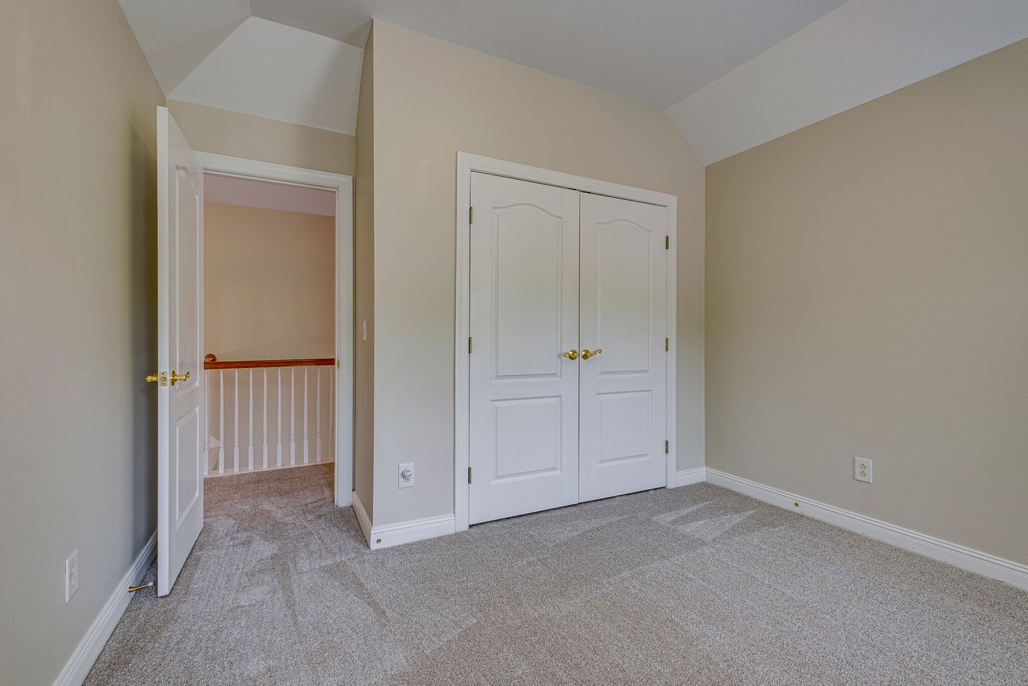 108 Berwick Place Franklin, TN 37064 - Photo 21 of 28 a view of an empty room with closet area
