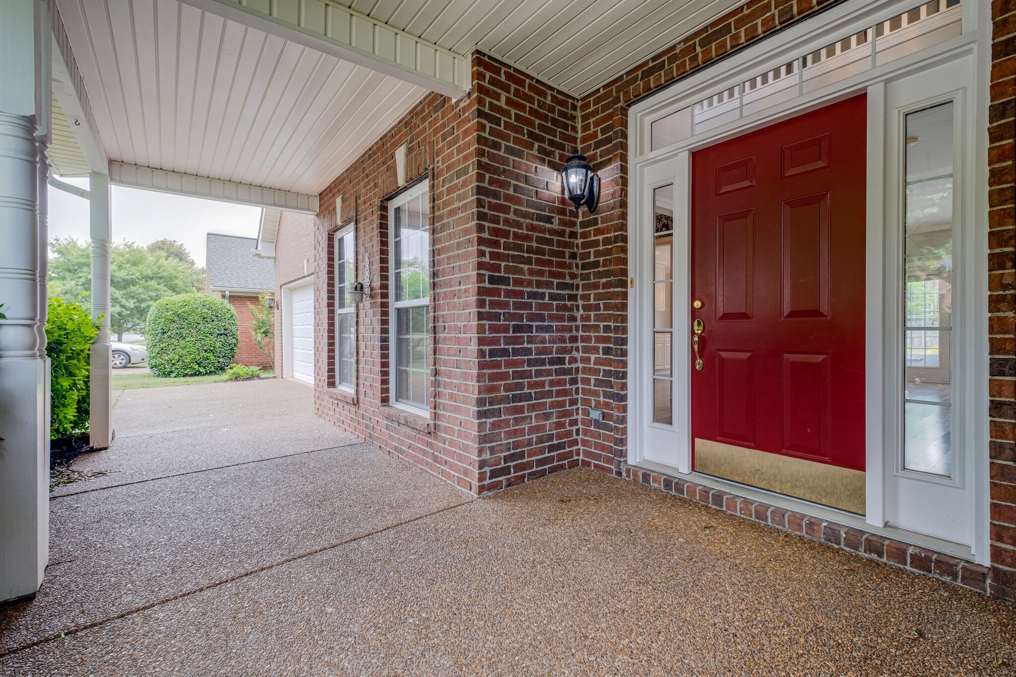 108 Berwick Place Franklin, TN 37064 - Photo 4 of 28 front view of a house with a porch