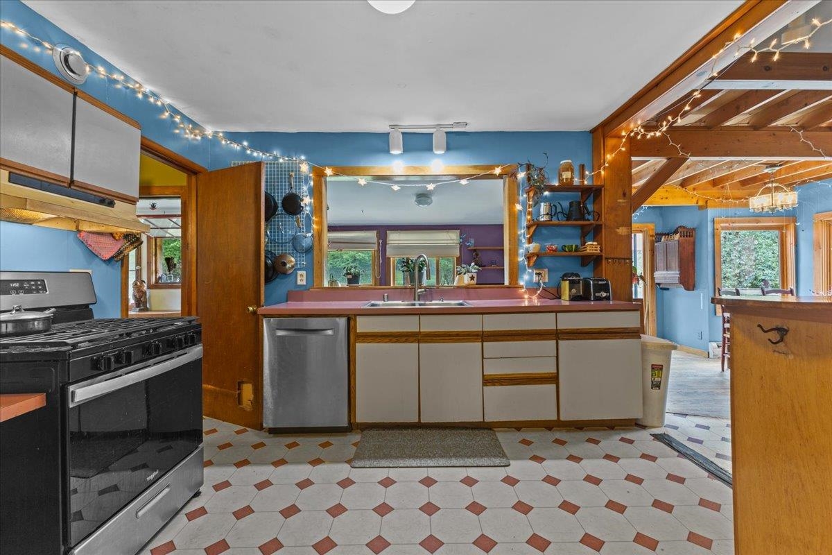 2269 South Road Williston, VT 05495 - Photo 16 of 60