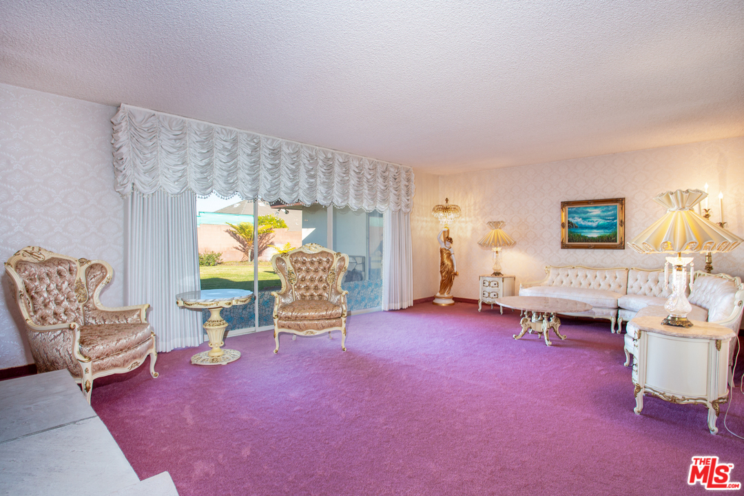 4245 Olympiad Drive View Park, CA 90043 - Photo 7 of 31