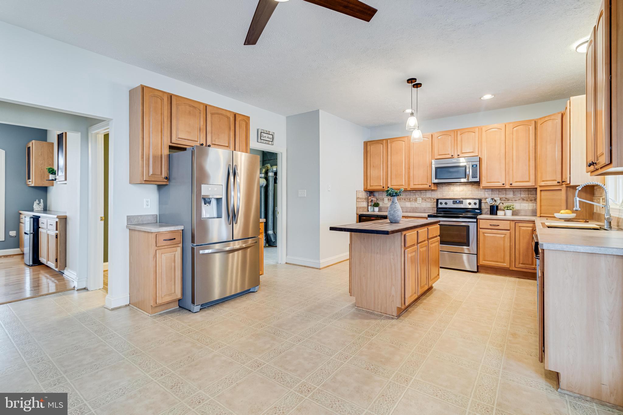 9420 River View Road Broomes Island, MD 20615 - Photo 11 of 59