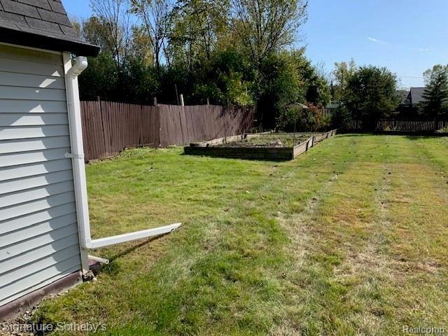 29453 Geraldine Road Farmington, MI 48336 - Photo 18 of 24 19.jpg