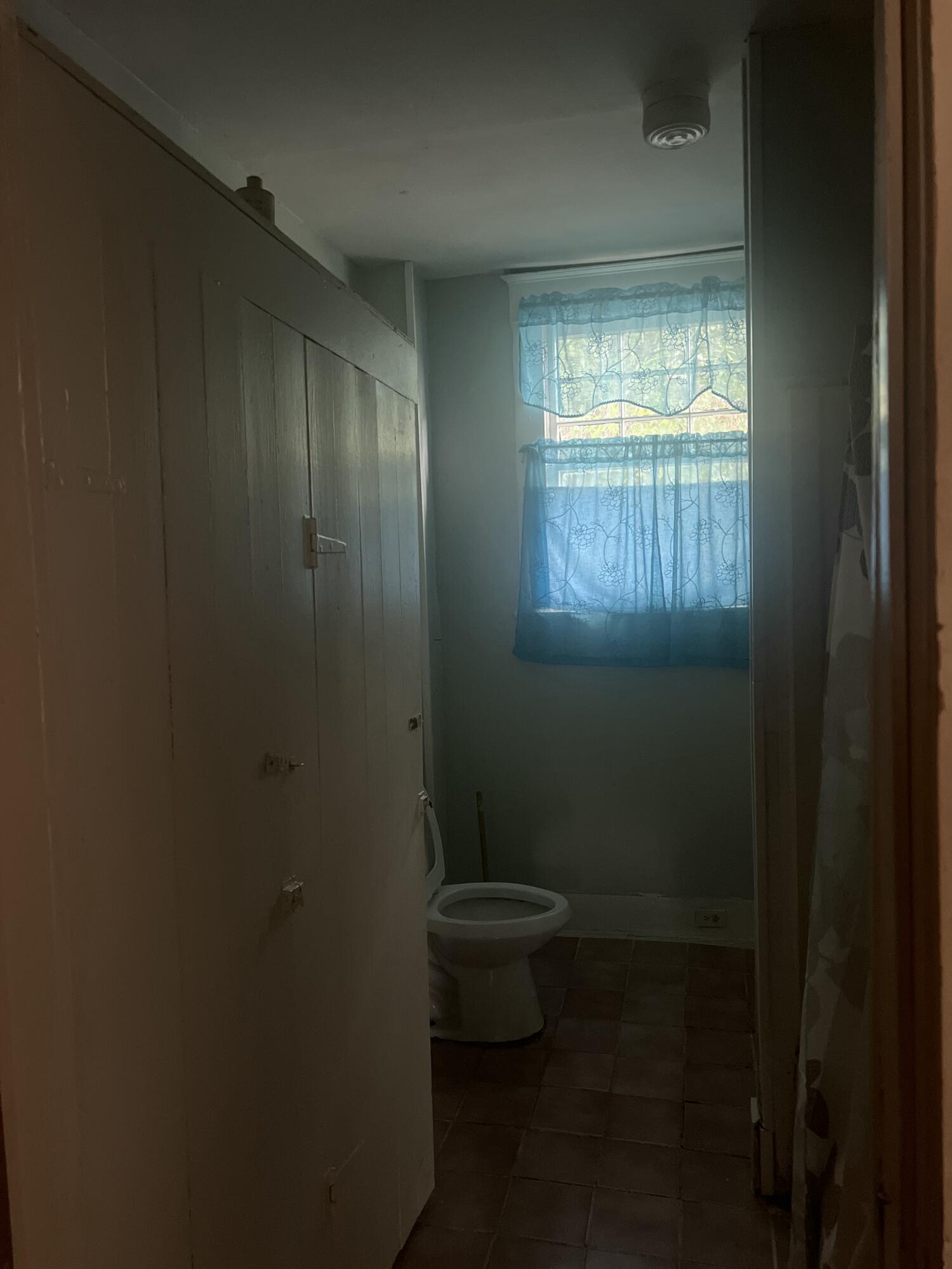 407 West Bartlette Street Sumter, SC 29150 - Photo 5 of 9