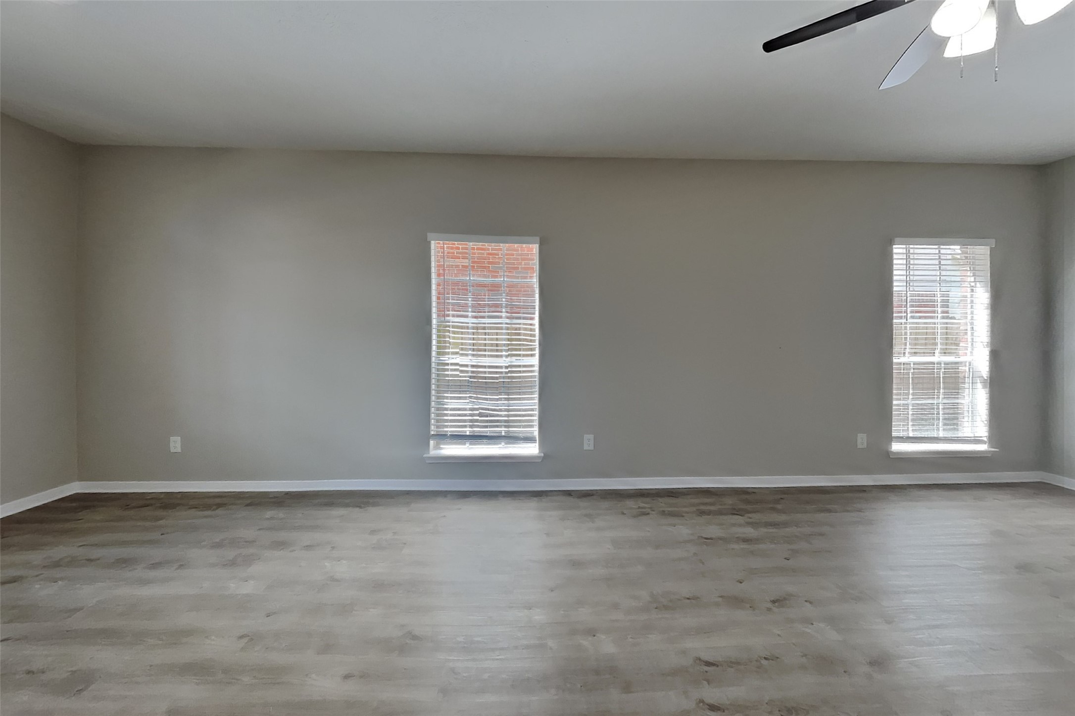 14918 Laytham Lane Sugar Land, TX 77498 - Photo 11 of 32