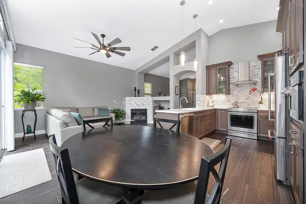 $699,900 | 305 Leckenby Way, Folsom, CA 95630