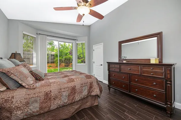 $699,900 | 305 Leckenby Way, Folsom, CA 95630