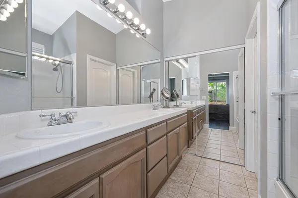 $699,900 | 305 Leckenby Way, Folsom, CA 95630