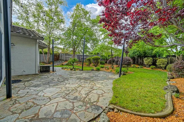 $699,900 | 305 Leckenby Way, Folsom, CA 95630