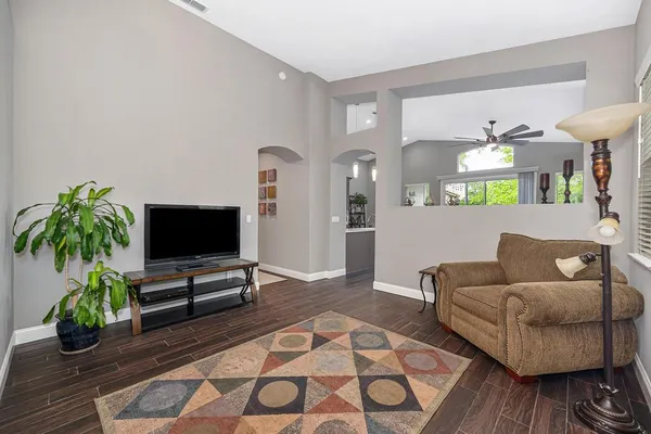 $699,900 | 305 Leckenby Way, Folsom, CA 95630