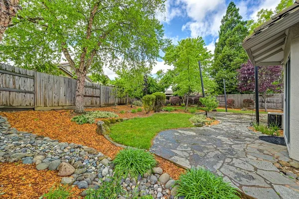 $699,900 | 305 Leckenby Way, Folsom, CA 95630