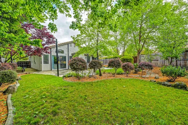 $699,900 | 305 Leckenby Way, Folsom, CA 95630