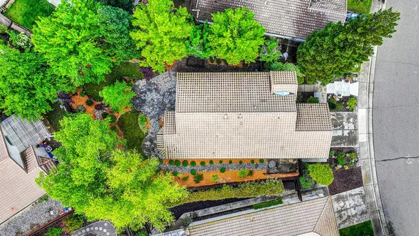 $699,900 | 305 Leckenby Way, Folsom, CA 95630