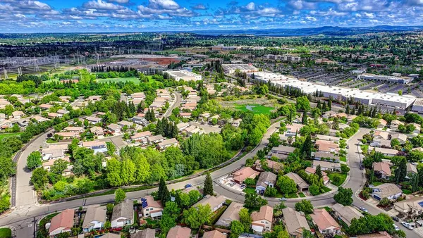 $699,900 | 305 Leckenby Way, Folsom, CA 95630