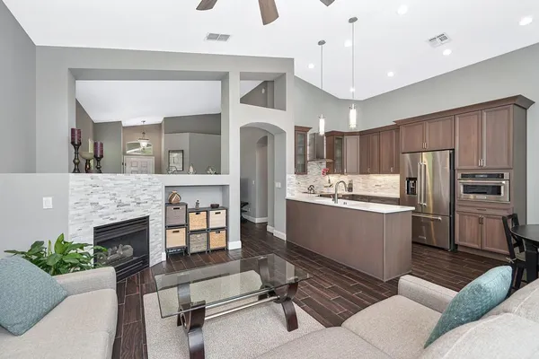 $699,900 | 305 Leckenby Way, Folsom, CA 95630