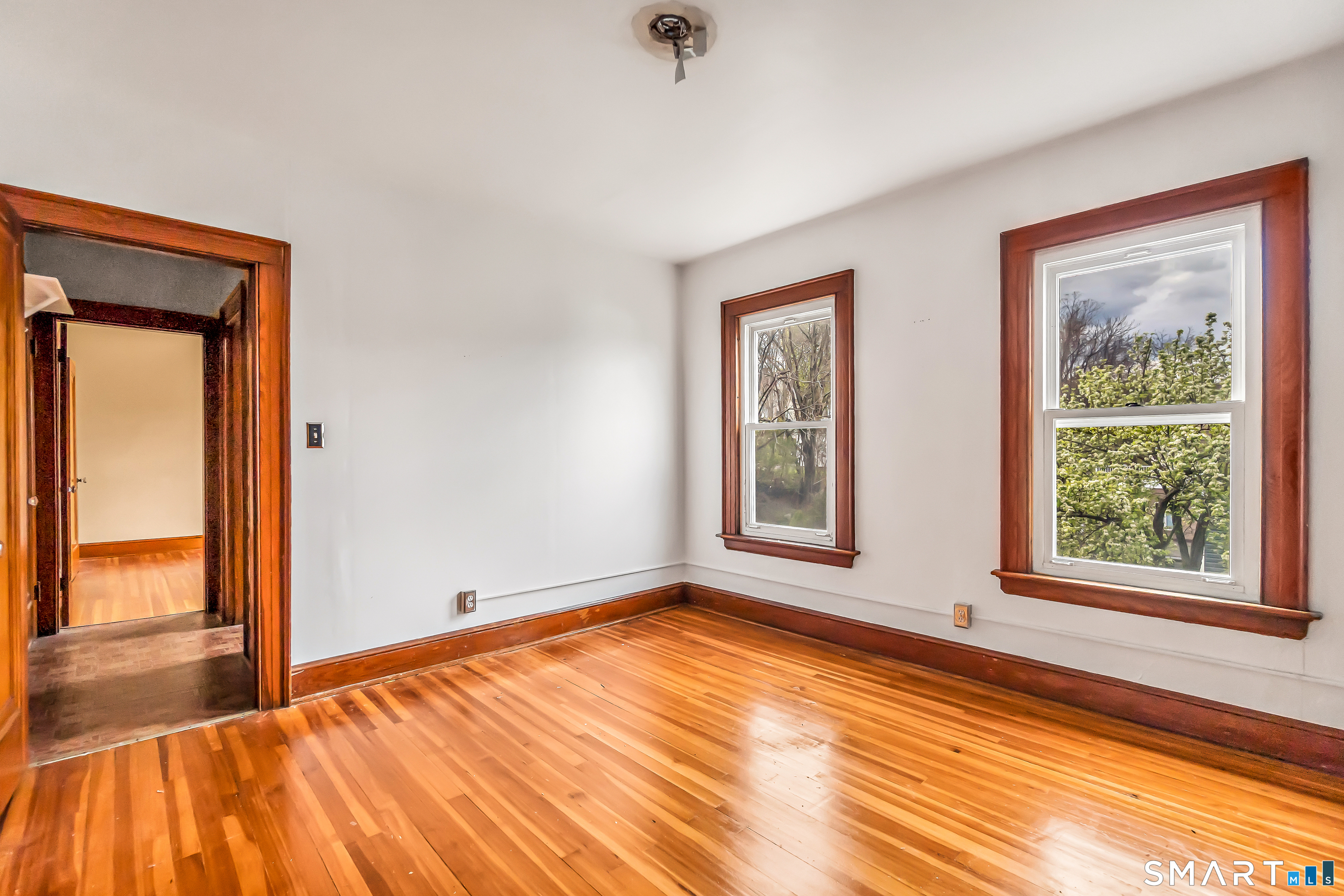 362 Congress Avenue, Unit 2 Waterbury, CT 06708 - Photo 7 of 16 Gallery Image 7