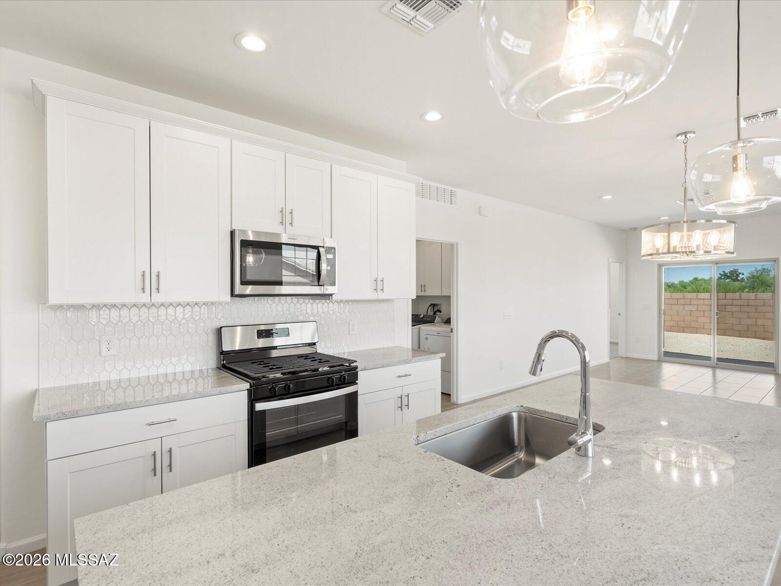 5176 West Bowen House Road Tucson, AZ 85757 - Photo 6 of 15